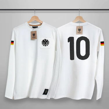 Die Mannschaft Number 10